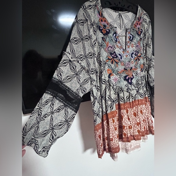 Anthropologie | Terri Embroidered Top Ruffles Lace Blouse Medium - Picture 5 of 9